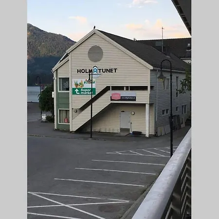 Fjordapartments Holmen 19a Lägenhet Balestrand